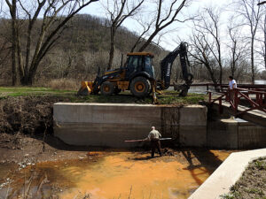 Cleanup Frys Run Aqueduct