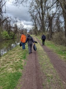 Volunteers on Canal Clean-up Day