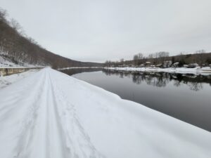 Snowy towpath along the Delaware Canal