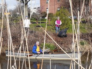 Volunteers on Canal Clean-up Day
